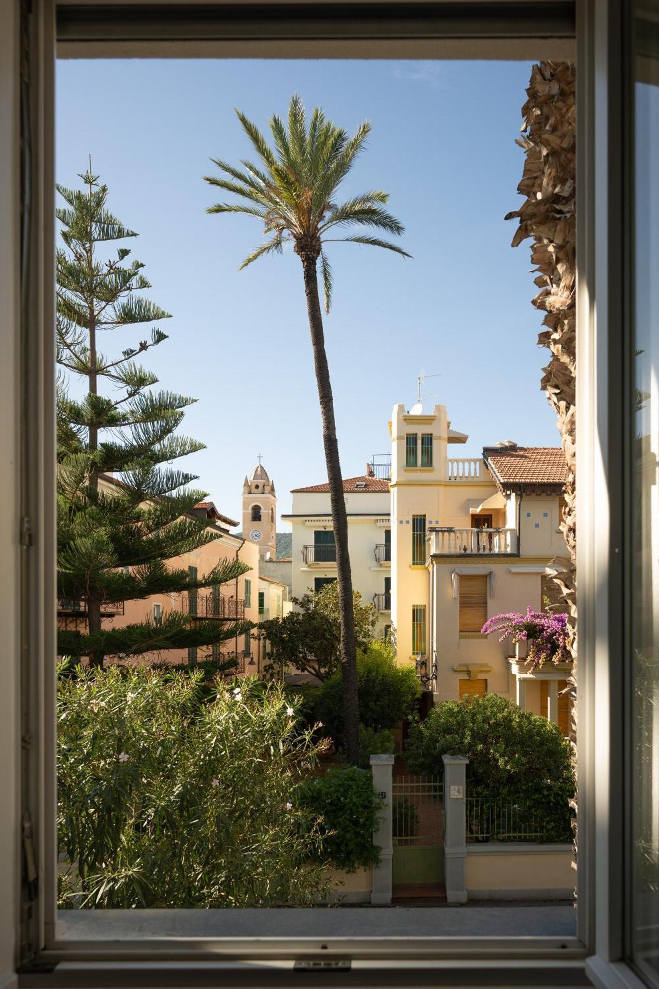 Hotel Ligure Spotorno Exterior photo
